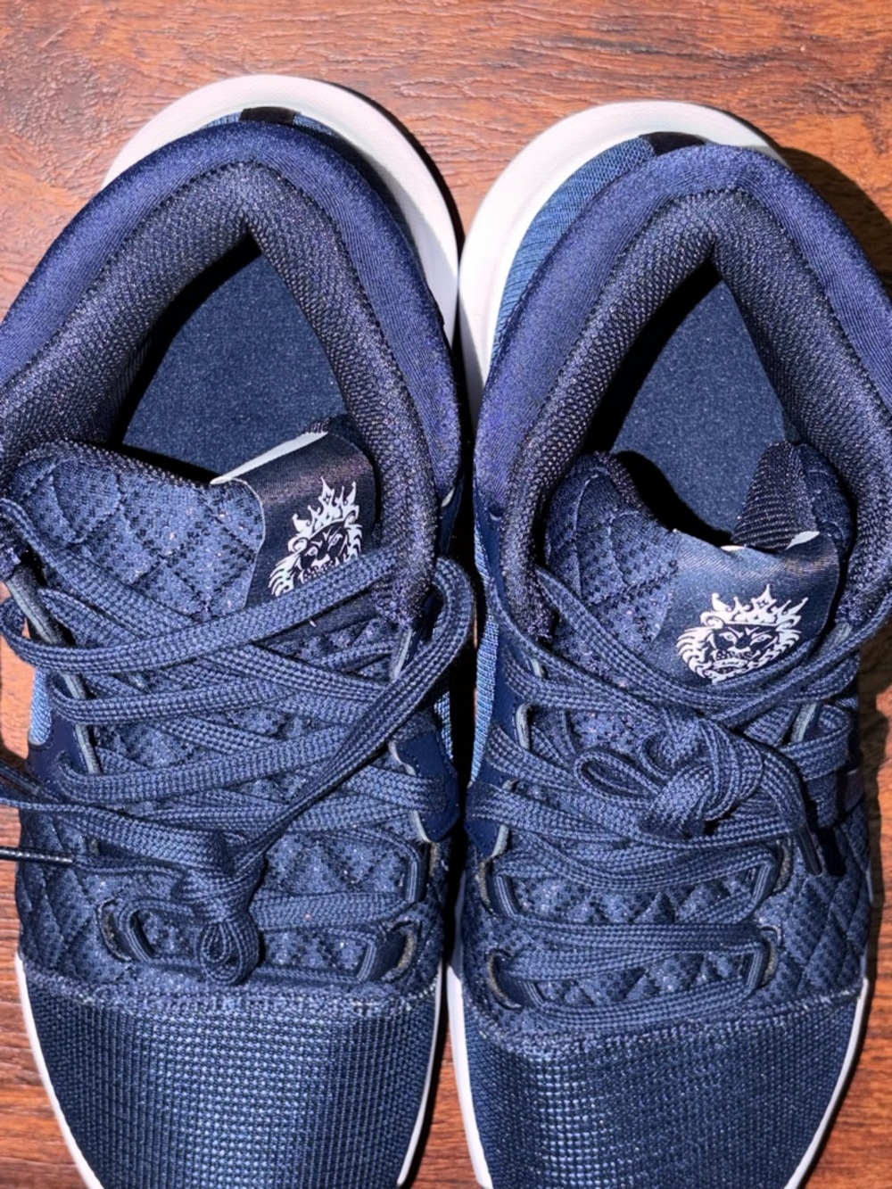 Nike size 13 LeBron basketball shoes - Picture 7 of 15